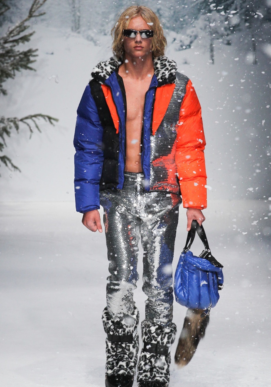 Moschino Sonbahar / Kış 2015