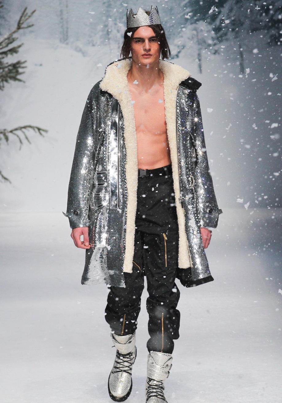 Moschino Sonbahar / Kış 2015