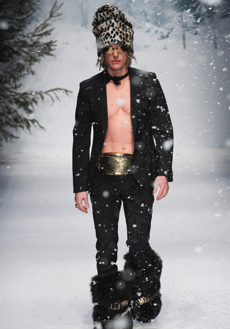 Moschino Sonbahar / Kış 2015