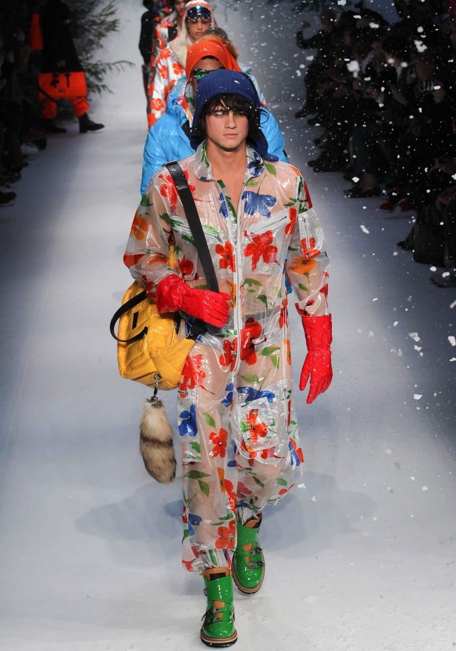 Moschino Sonbahar / Kış 2015