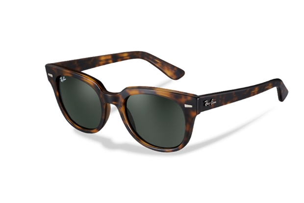 Ray-Ban: Efsaneler asla ölmez