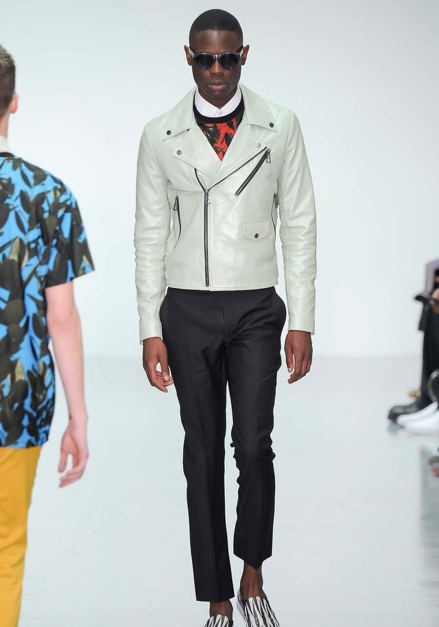 A. Sauvage İlkbahar / Yaz 2015