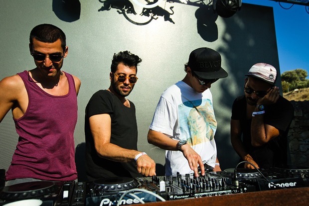 Kıyıda festival böyle geçti