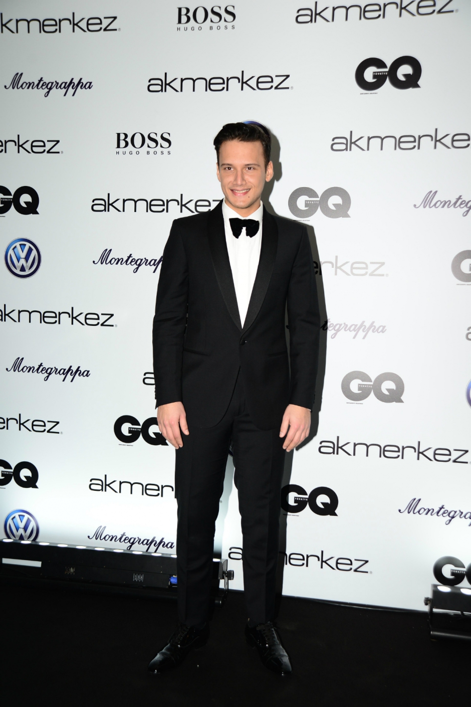 GQ MOTY 2015 Kırmızı Halı