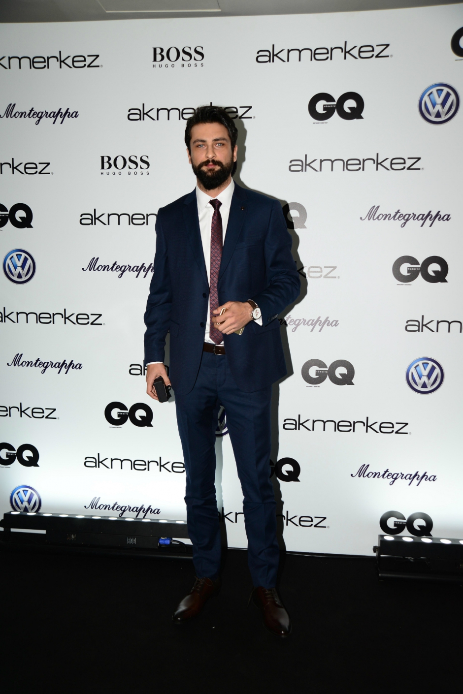 GQ MOTY 2015 Kırmızı Halı