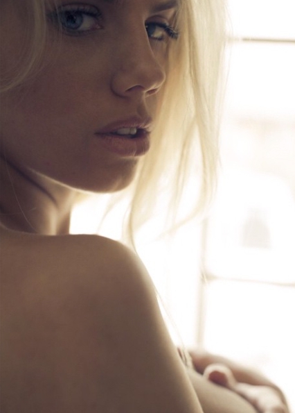 Haftanın Instagram Güzeli: Charlotte McKinney