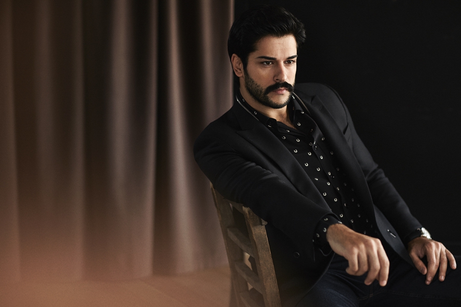 Murat Boz ve Burak Özçivit Kardeşler