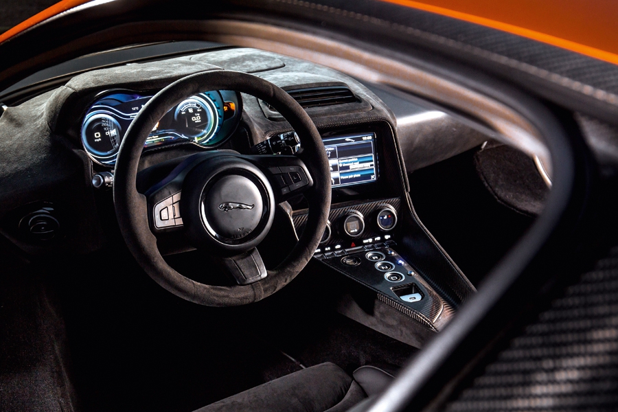 007’nin Korkulu Rüyası: Jaguar C-X75