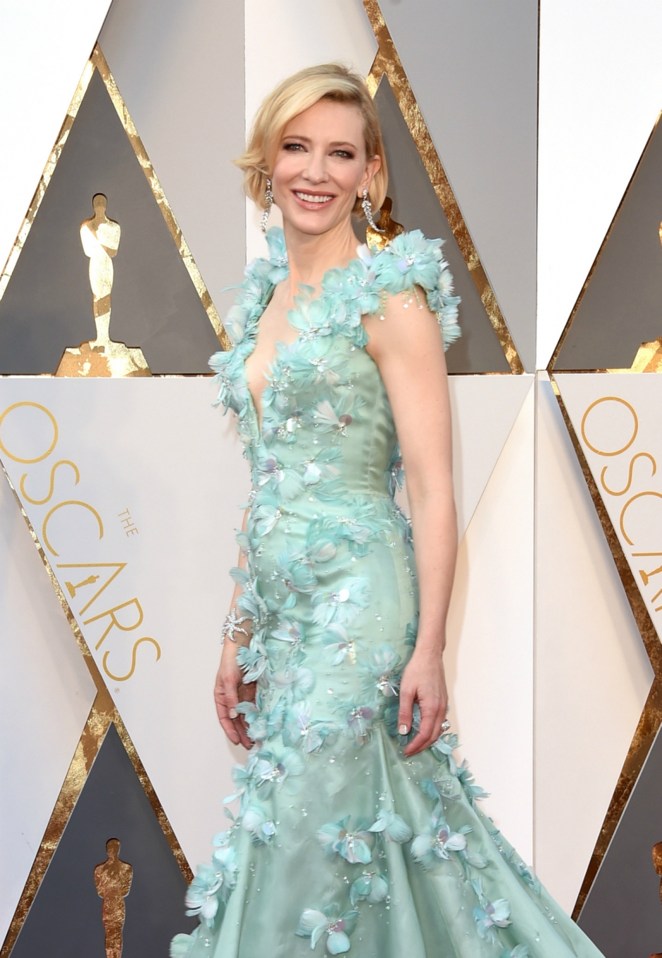 Büyük Gecenin En Güzel Kadınlarına Merhaba Deyin