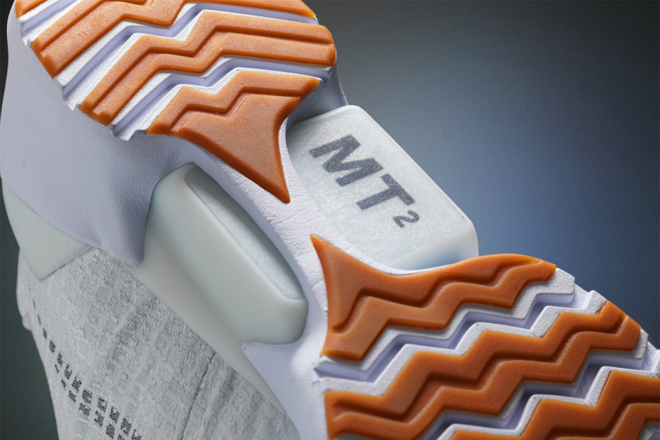 Artık Ayakkabınız Kendi Bağcığını Kendi Bağlayacak