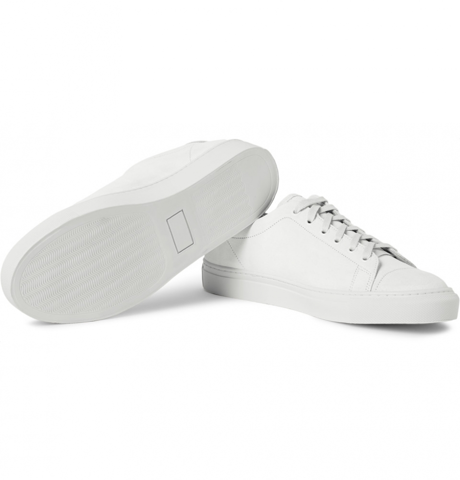 Beyaz Sneaker'ın Modası Neden Asla Geçmeyecek?