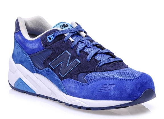 Tüm bakışları toplamanıza yetecek 10 takım elbise hilesi