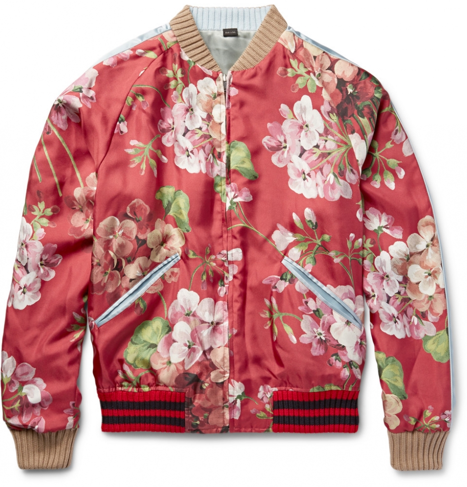 Hatıralar Sarmış Dört Bir Yanımı