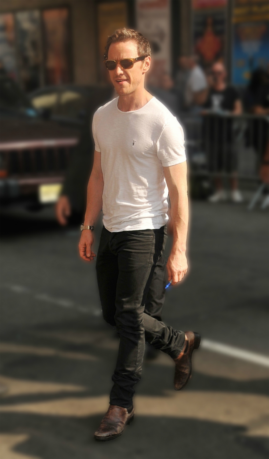 Sadelikten Vazgeçmeyenlerin Bir Bildiği Var