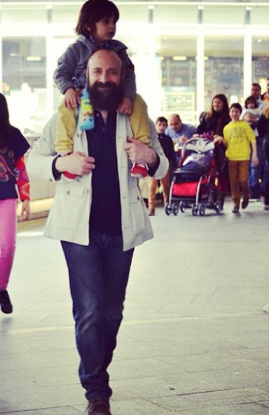 Tüm Süper Babaların Babalar Günü Kutlu Olsun