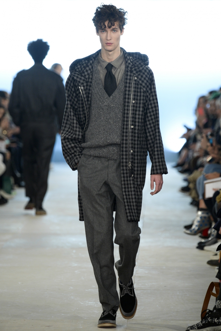 E. Tautz Sonbahar / Kış 2016