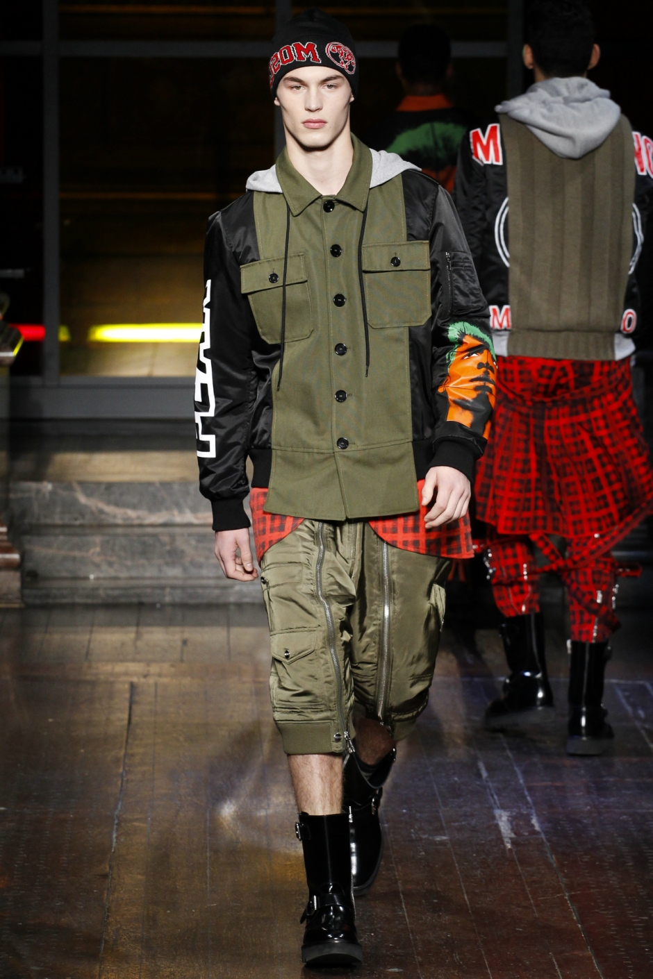 Moschino Sonbahar / Kış 2016