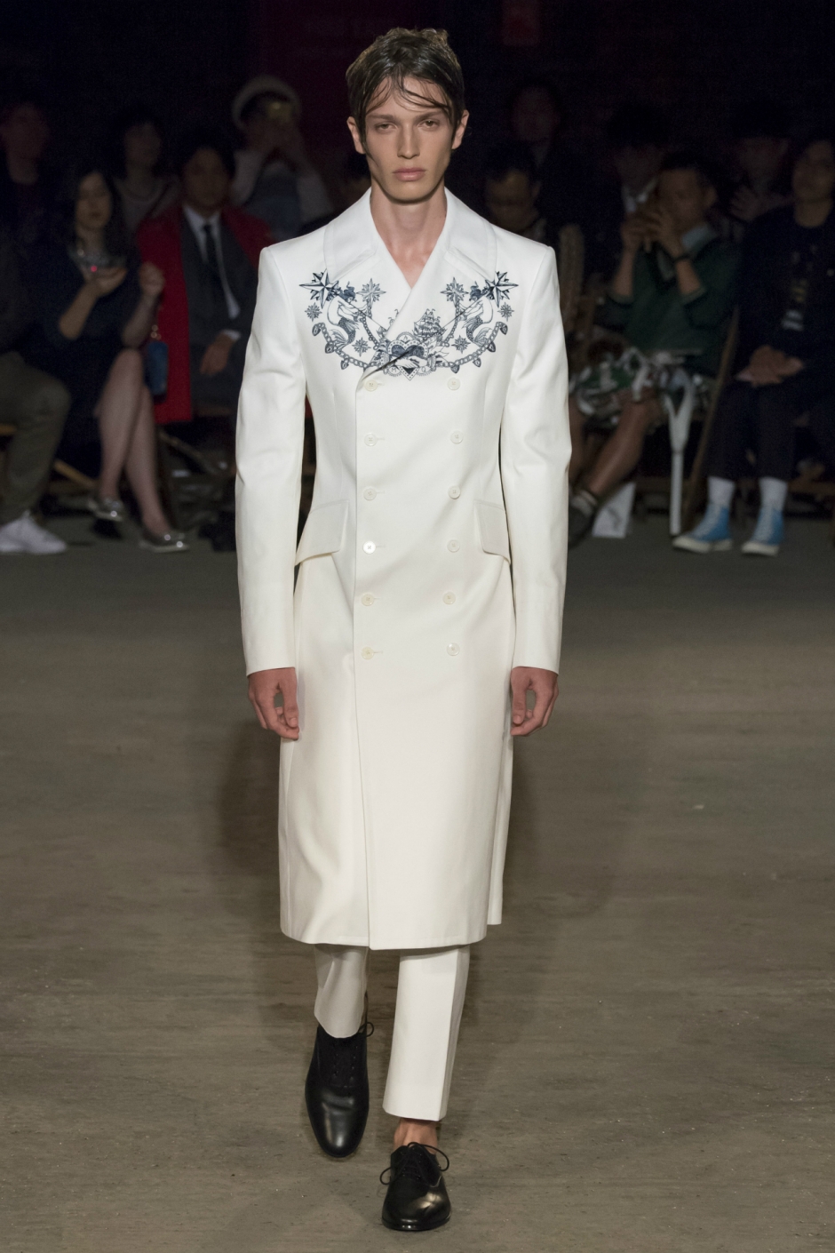 Alexander McQueen İlkbahar / Yaz 2016