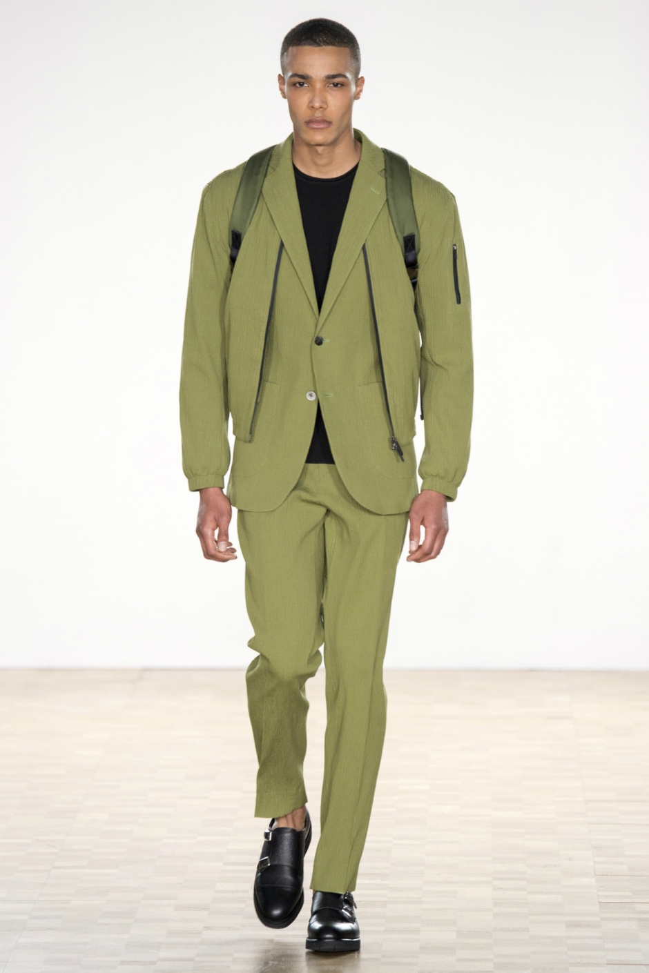 Hardy Amies İlkbahar / Yaz 2016