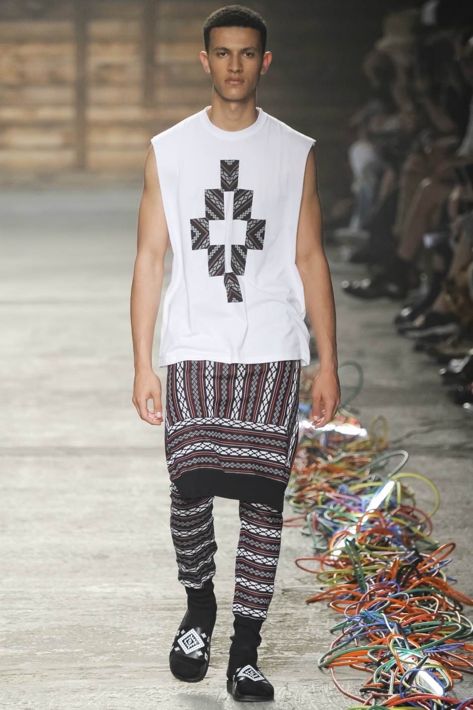 County of Milan İlkbahar / Yaz 2016