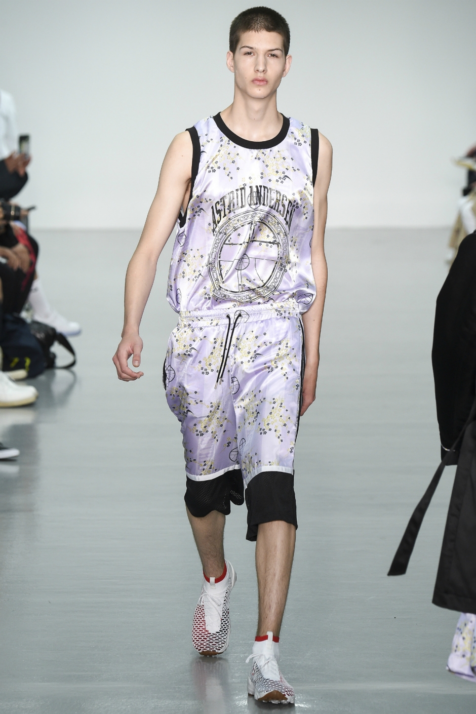 Astrid Andersen İlkbahar / Yaz 2016