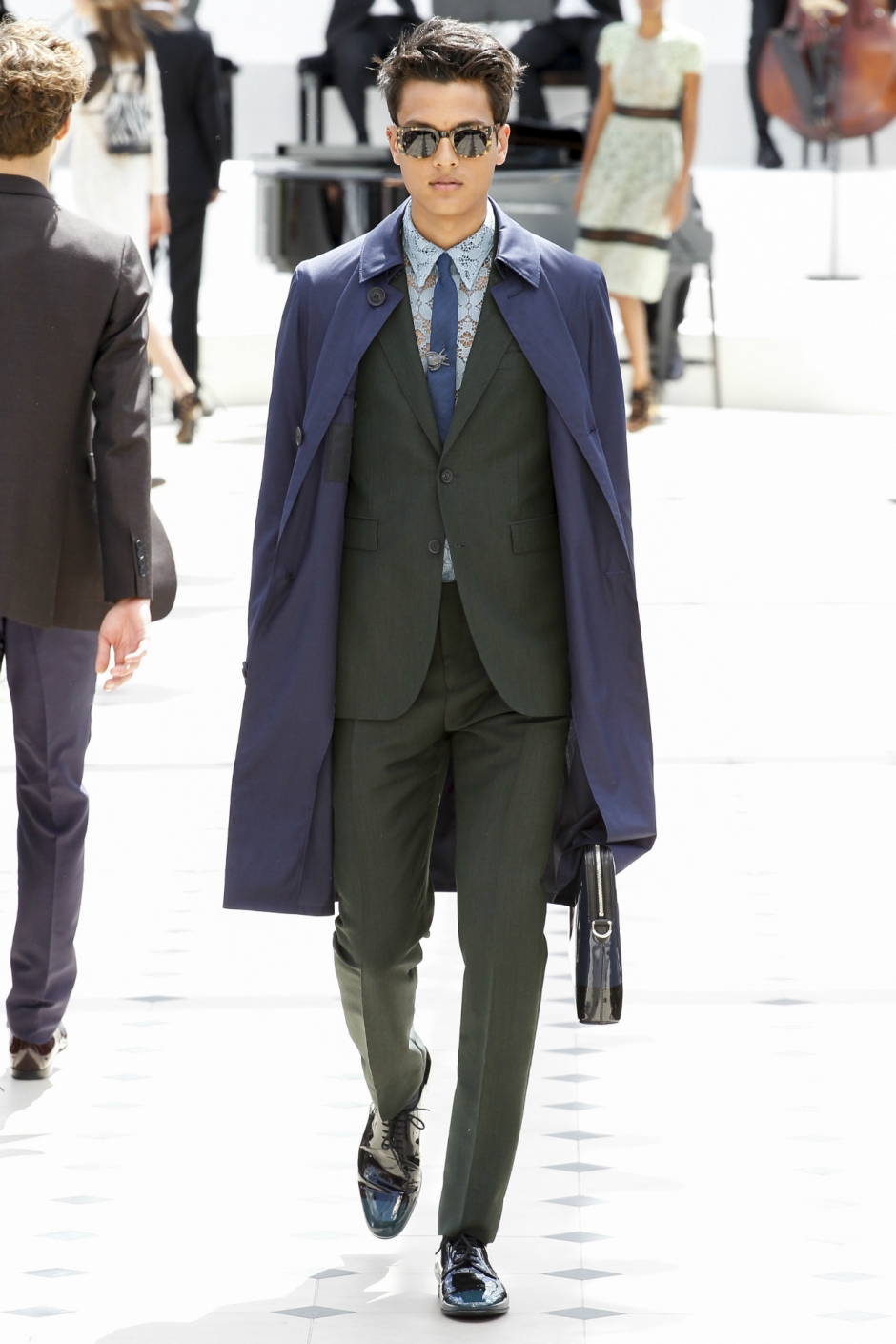 Burberry Prorsum İlkbahar / Yaz 2016