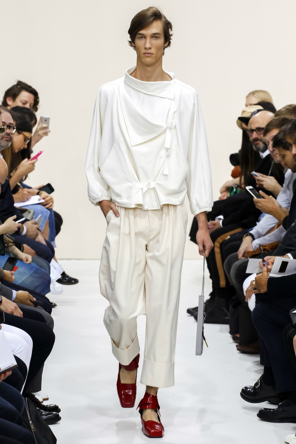 J.W. Anderson İlkbahar / Yaz 2016