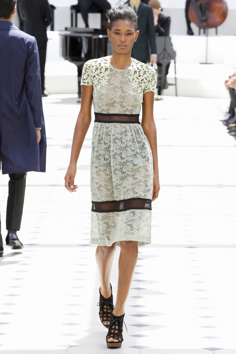 Burberry Prorsum İlkbahar / Yaz 2016