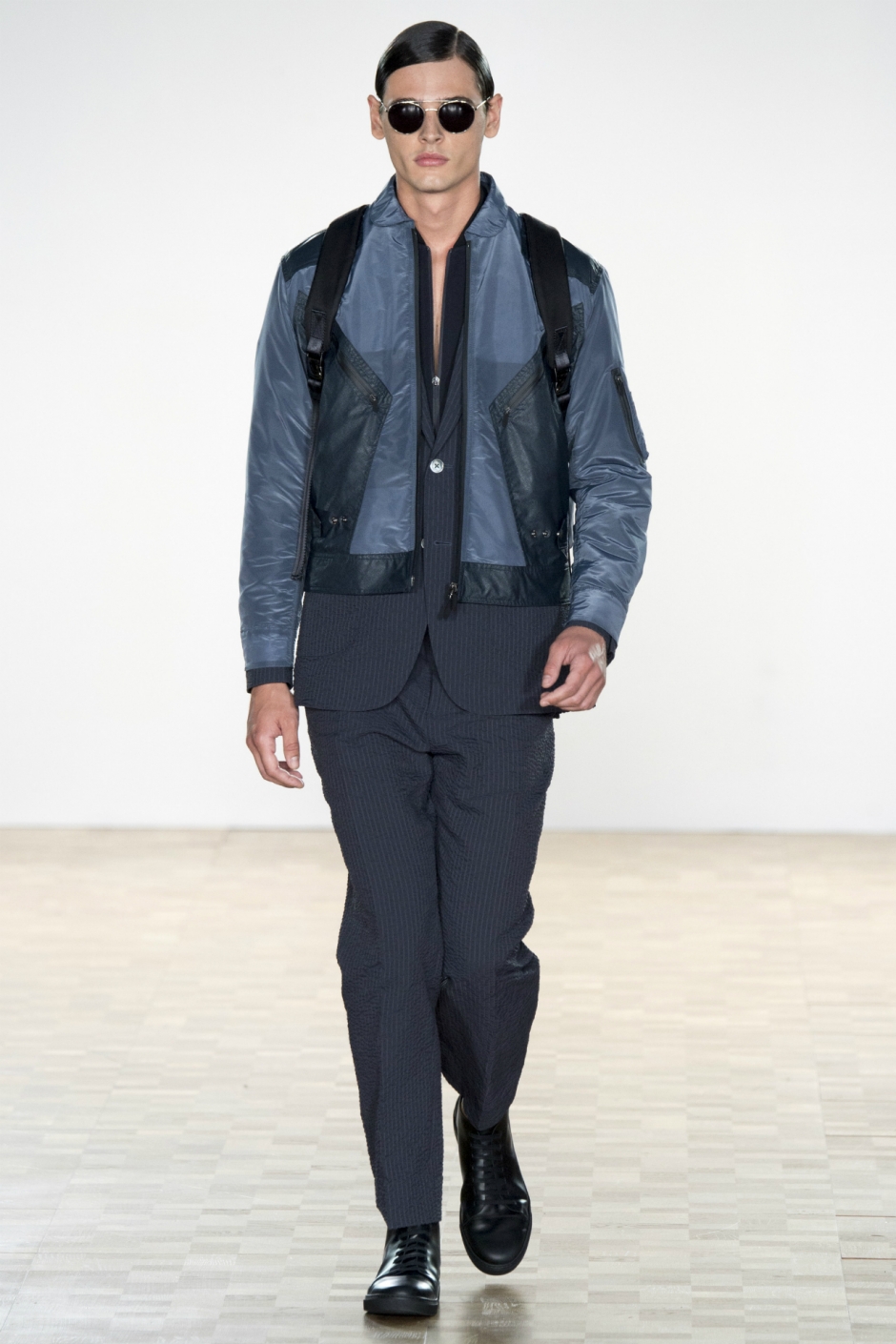 Hardy Amies İlkbahar / Yaz 2016