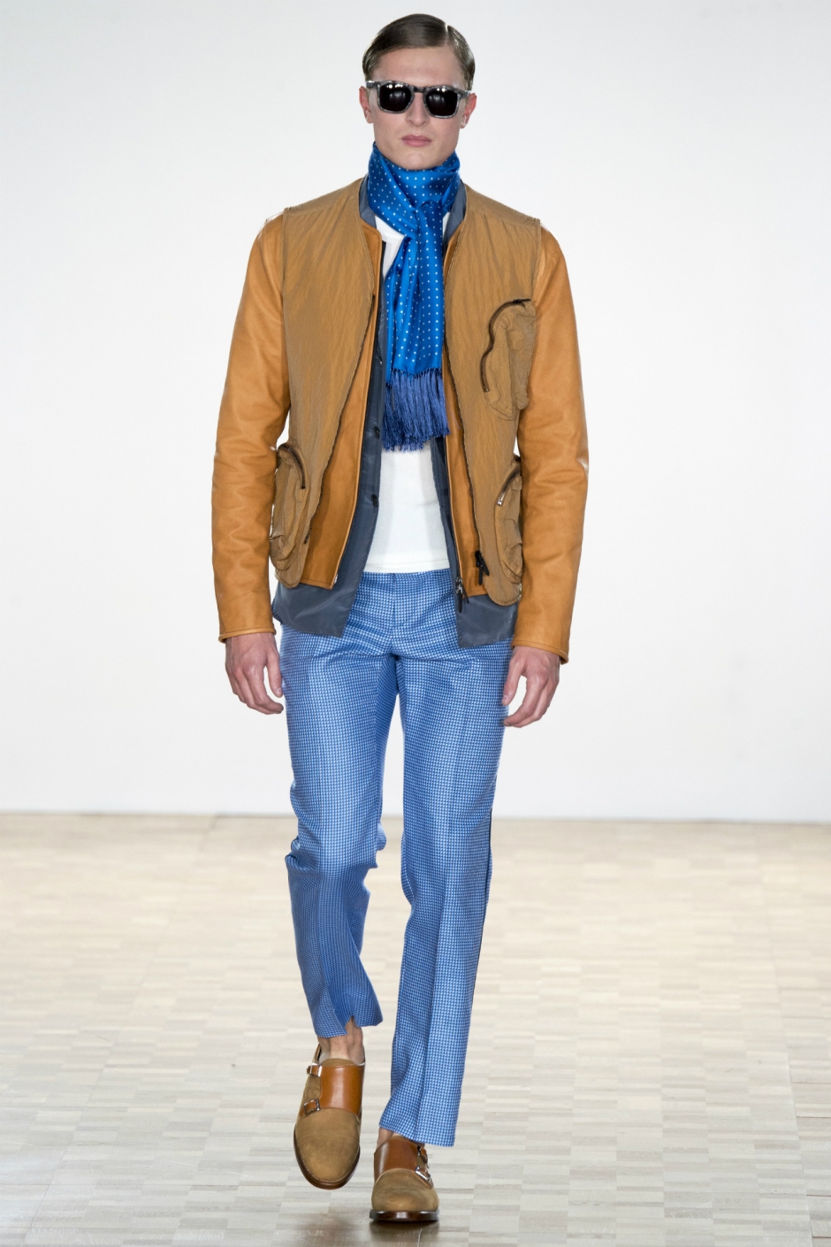 Hardy Amies İlkbahar / Yaz 2016