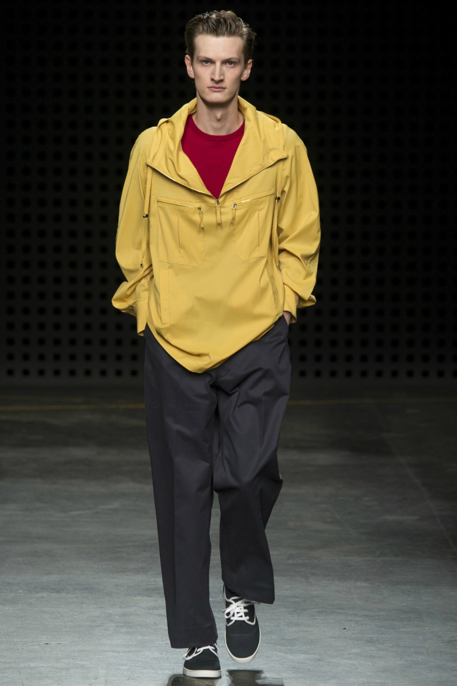 E. Tautz İlkbahar / Yaz 2016