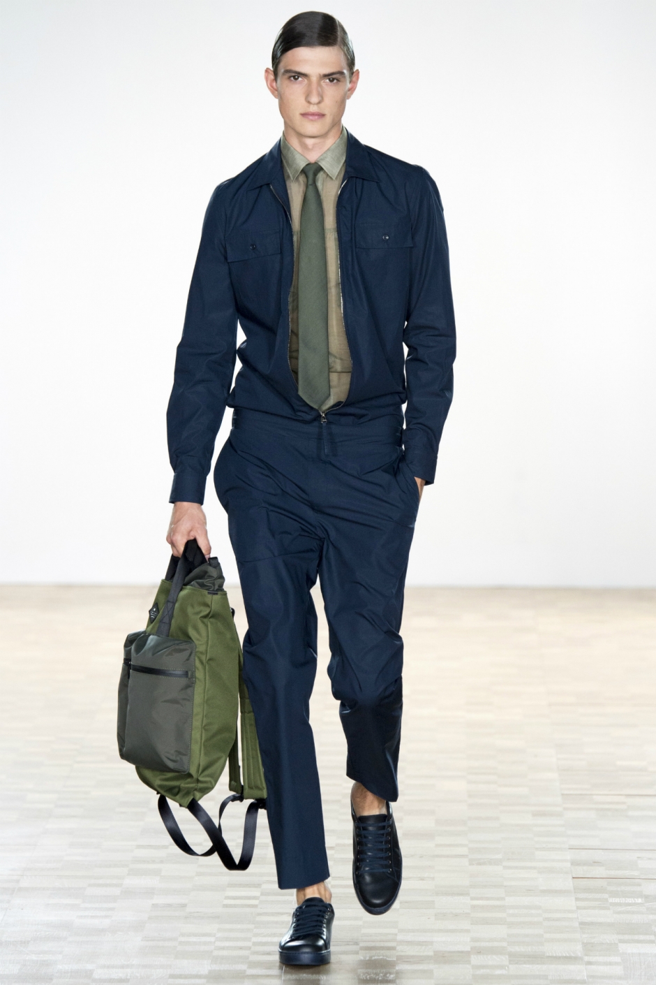 Hardy Amies İlkbahar / Yaz 2016