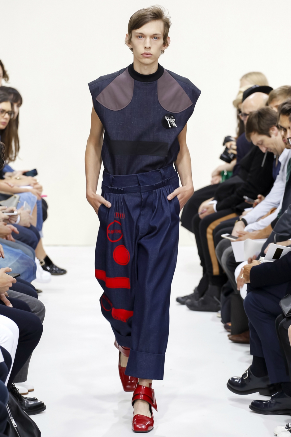 J.W. Anderson İlkbahar / Yaz 2016