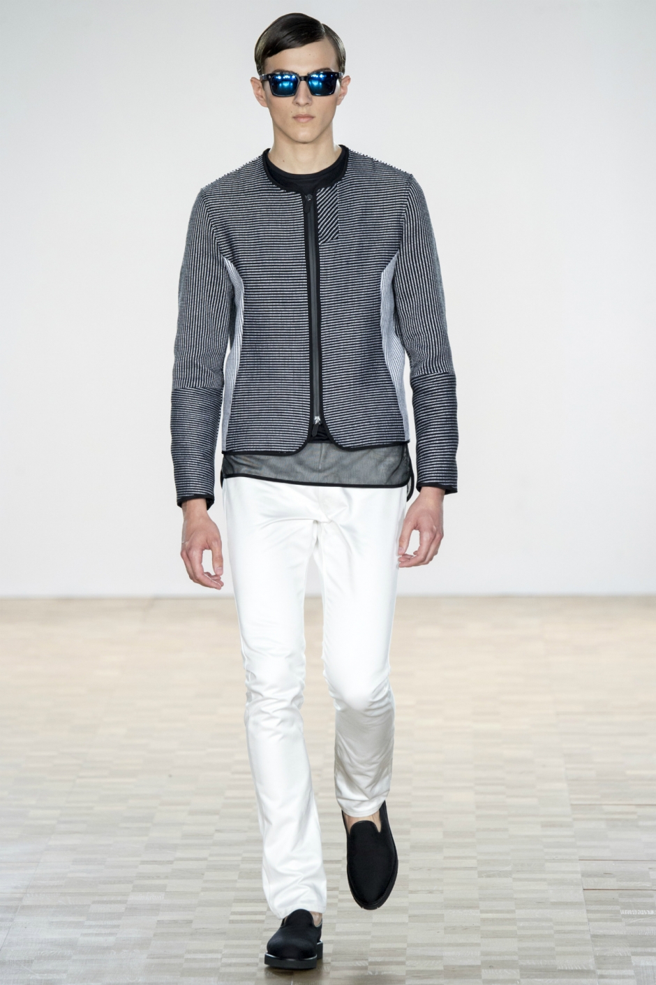 Hardy Amies İlkbahar / Yaz 2016