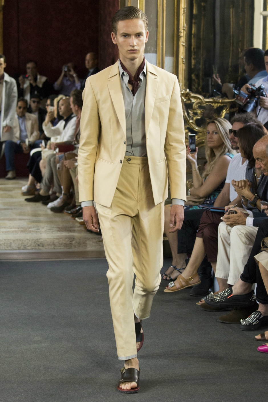 Corneliani İlkbahar / Yaz 2016