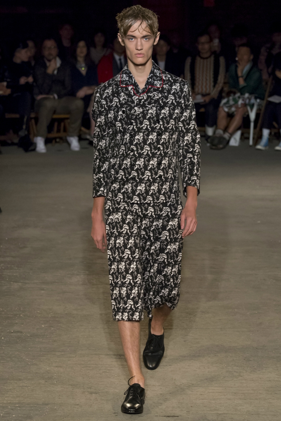Alexander McQueen İlkbahar / Yaz 2016