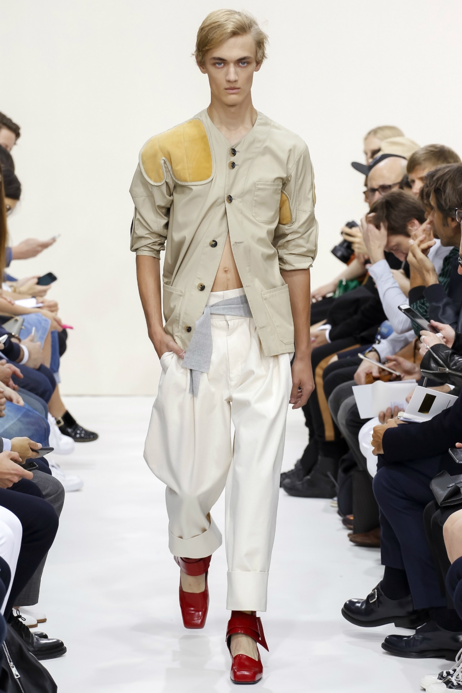 J.W. Anderson İlkbahar / Yaz 2016