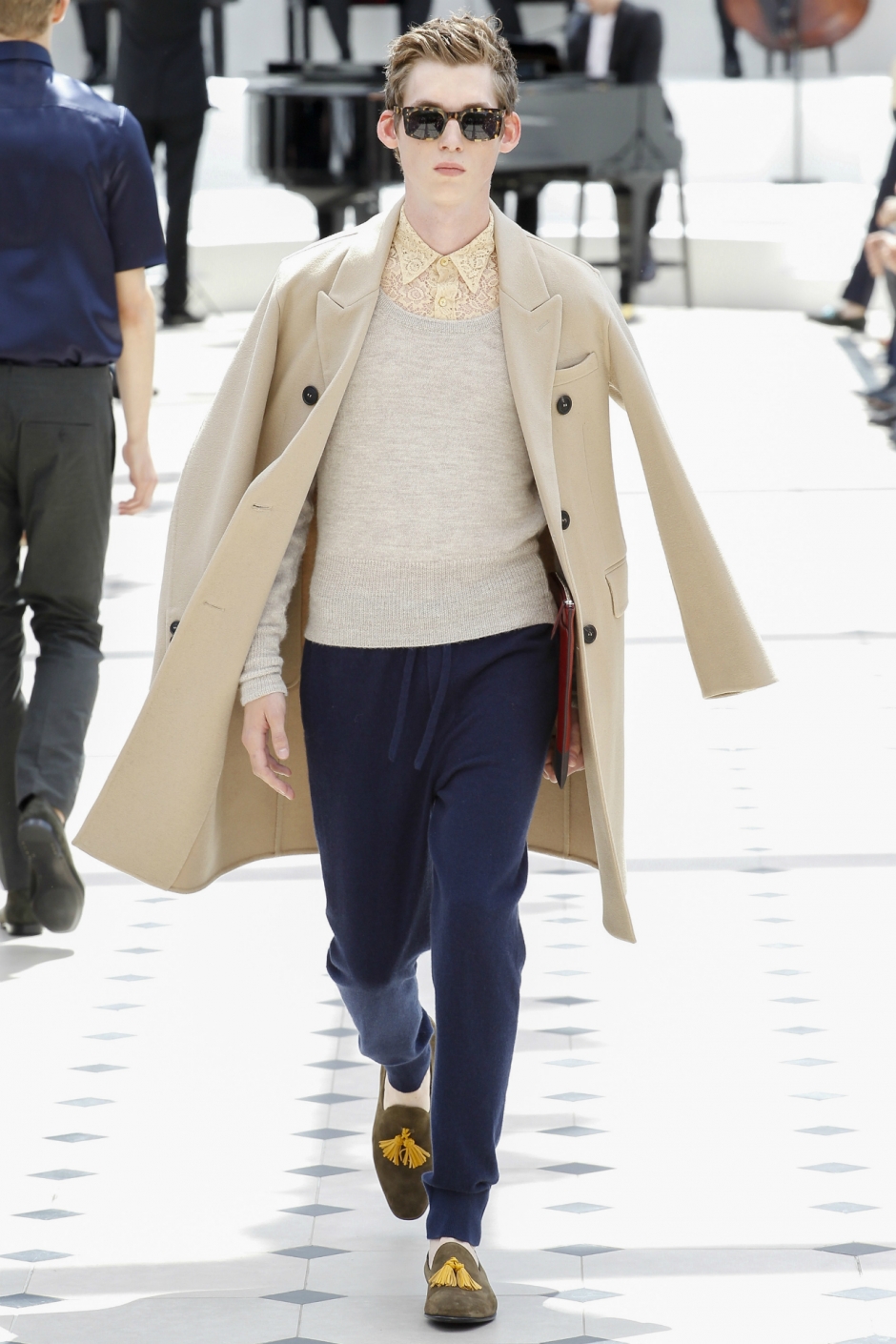 Burberry Prorsum İlkbahar / Yaz 2016