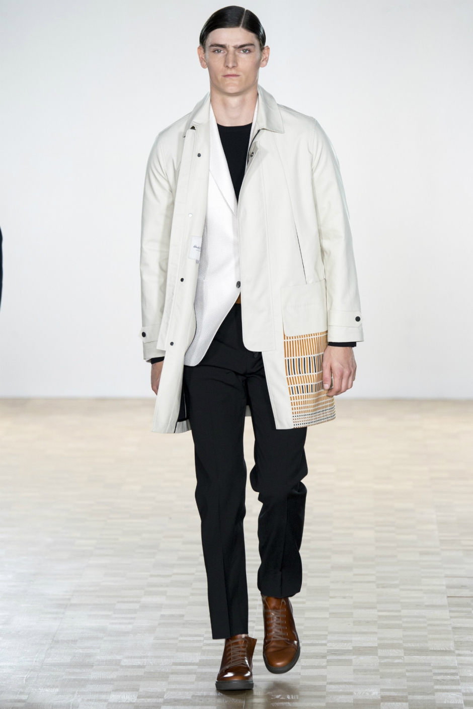 Hardy Amies İlkbahar / Yaz 2016