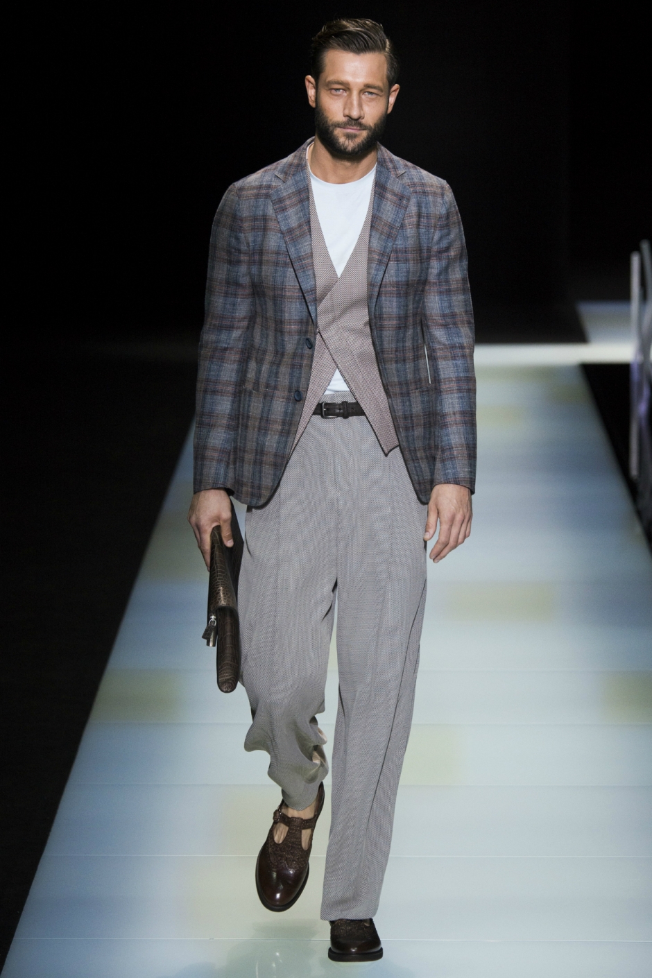 Giorgio Armani İlkbahar / Yaz 2016