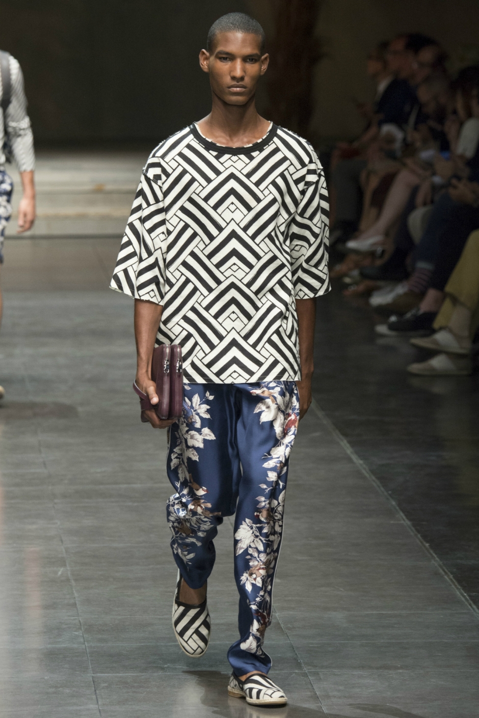 Dolce & Gabbana İlkbahar / Yaz 2016