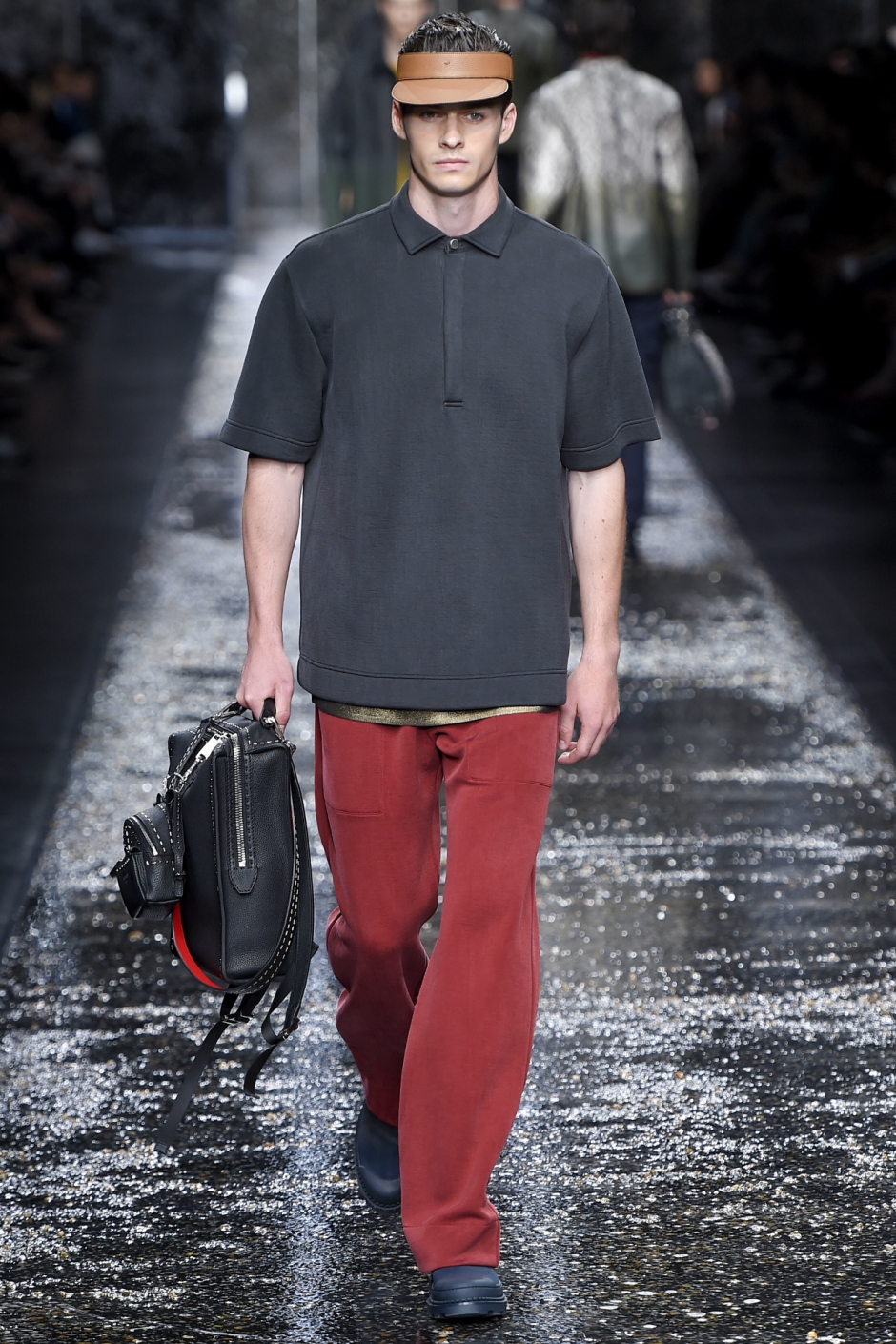 Fendi İlkbahar / Yaz 2016