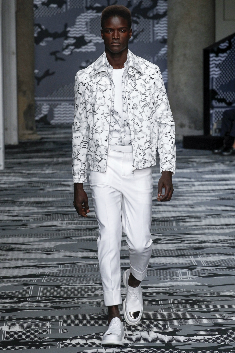 Neil Barrett İlkbahar / Yaz 2016