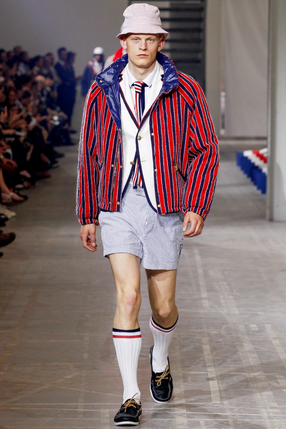 Moncler Gamme Bleu İlkbahar / Yaz 2016