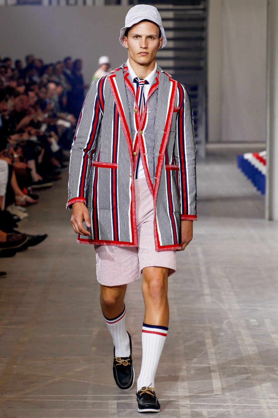 Moncler Gamme Bleu İlkbahar / Yaz 2016