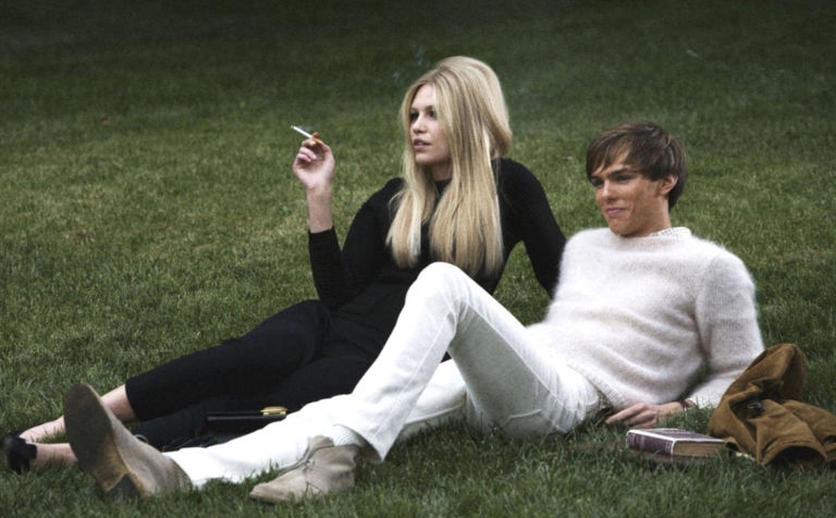 Filmler Giyinmek Hakkında Bize Ne Öğretebilir?