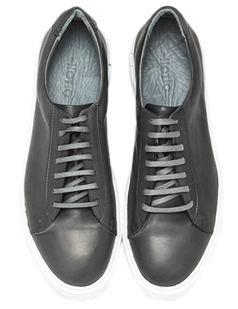 Her Güne Bir Sneaker