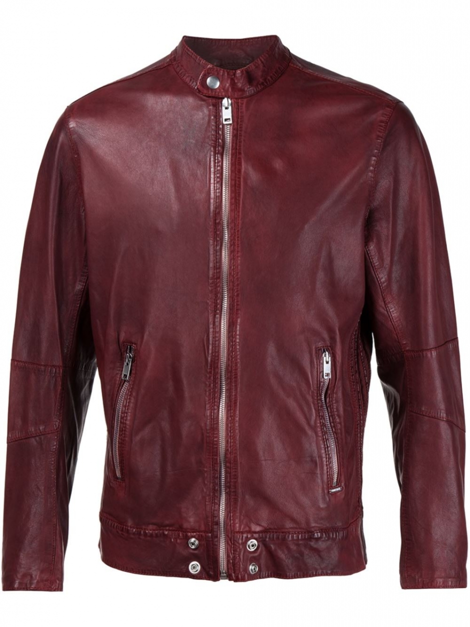 Bordo Rengi Doğru Kullanmak: Orlando Bloom