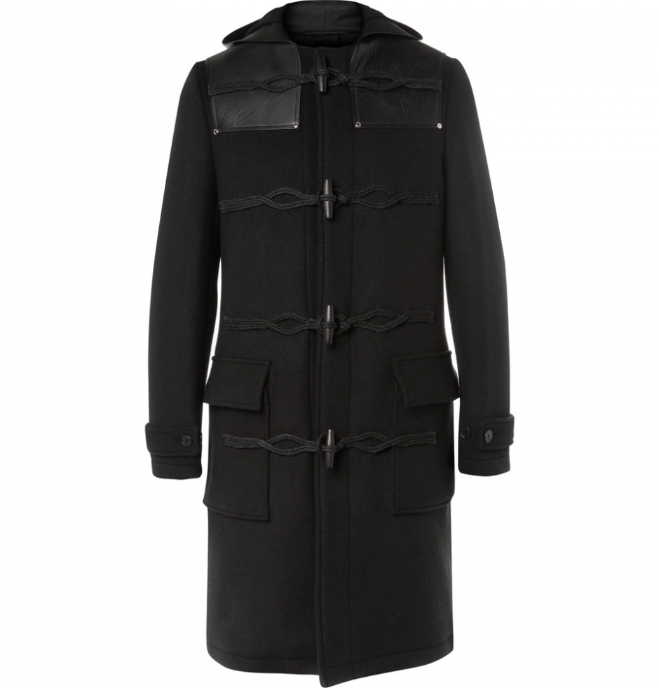 Trend Alarmı: Fildişi Düğmeli Kaban