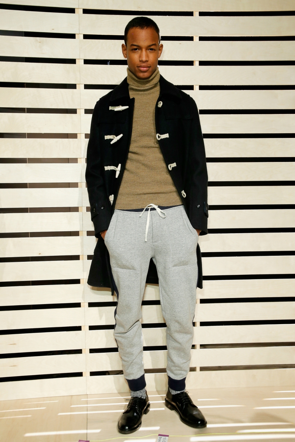 Trend Alarmı: Fildişi Düğmeli Kaban